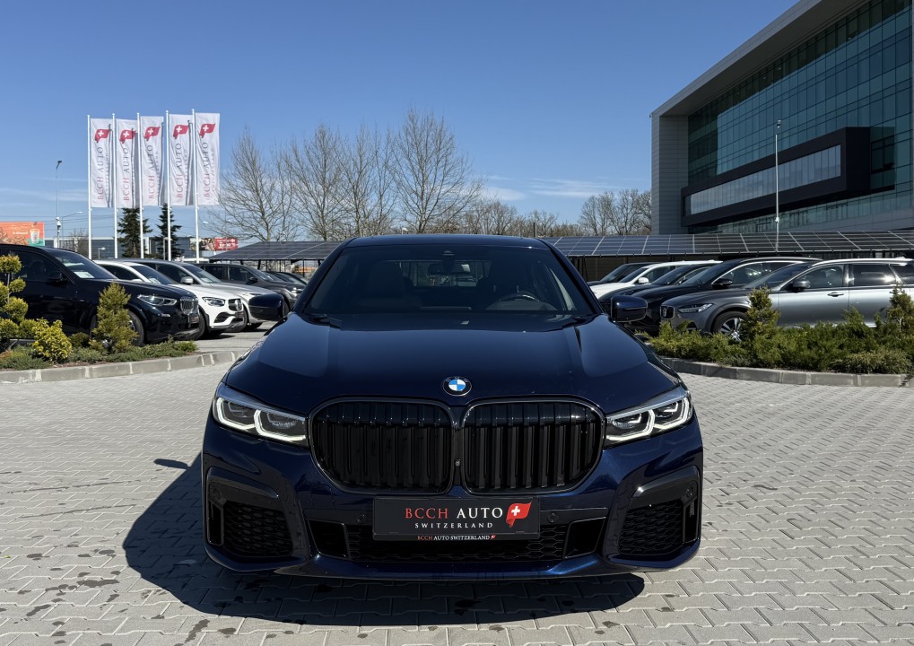 BMW Seria 7 730d xDrive M-Sport - foto 8