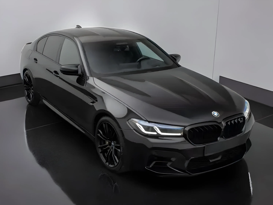 BMW M5 Competition (1)