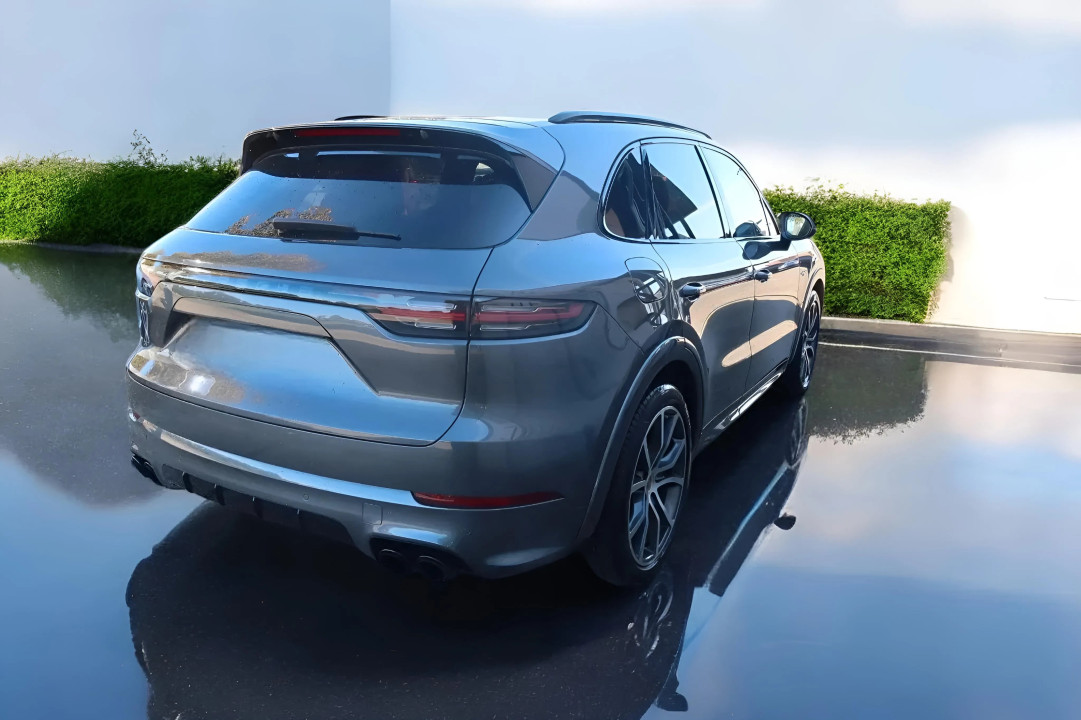 Porsche Cayenne E-Hybrid (4)