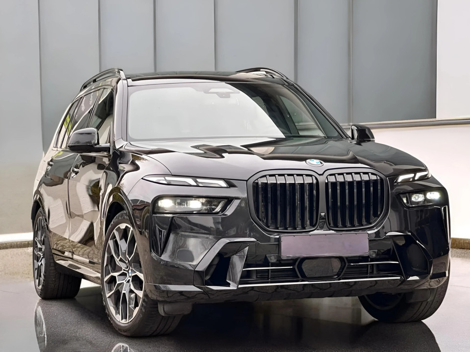 BMW X7 xDrive40d M-Sport (3)