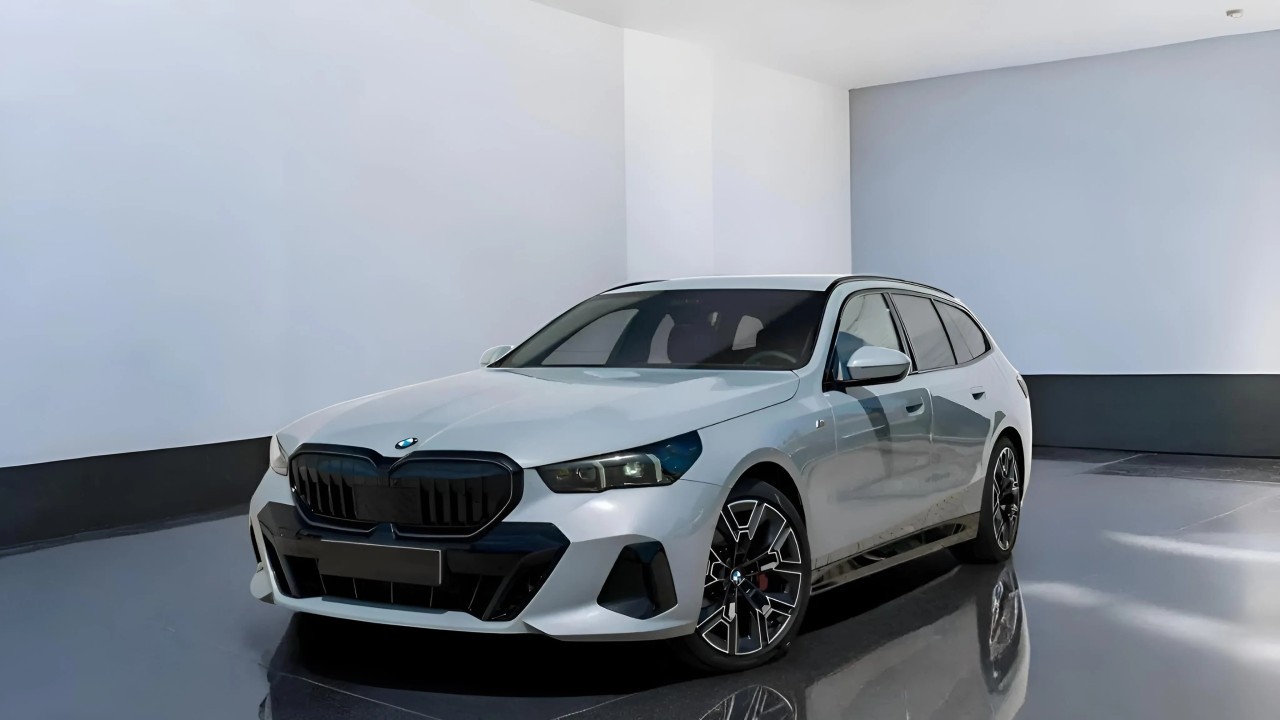 BMW Seria 5 520d xDrive Touring M-Sport