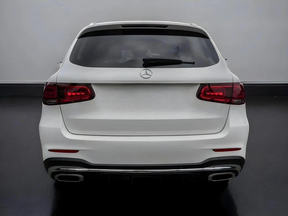 Mercedes-Benz GLC 200 4MATIC AMG Line (4)