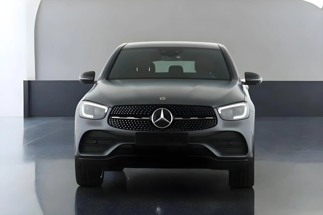 Mercedes-Benz GLC Coupe 300e 4MATIC AMG Line (2)