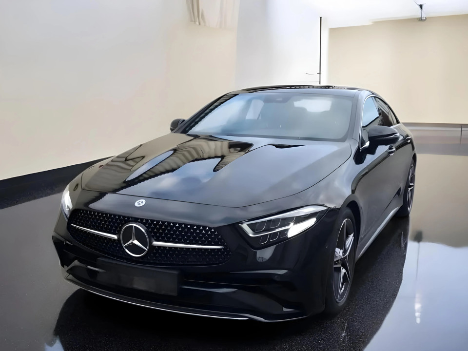 Mercedes-Benz CLS Coupe 350 AMG Line (2)