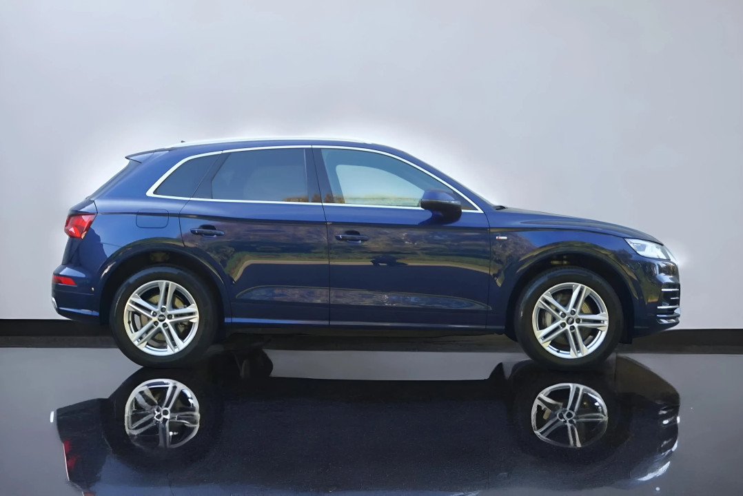 Audi Q5 50 TFSIe PHEV Editia S (2)