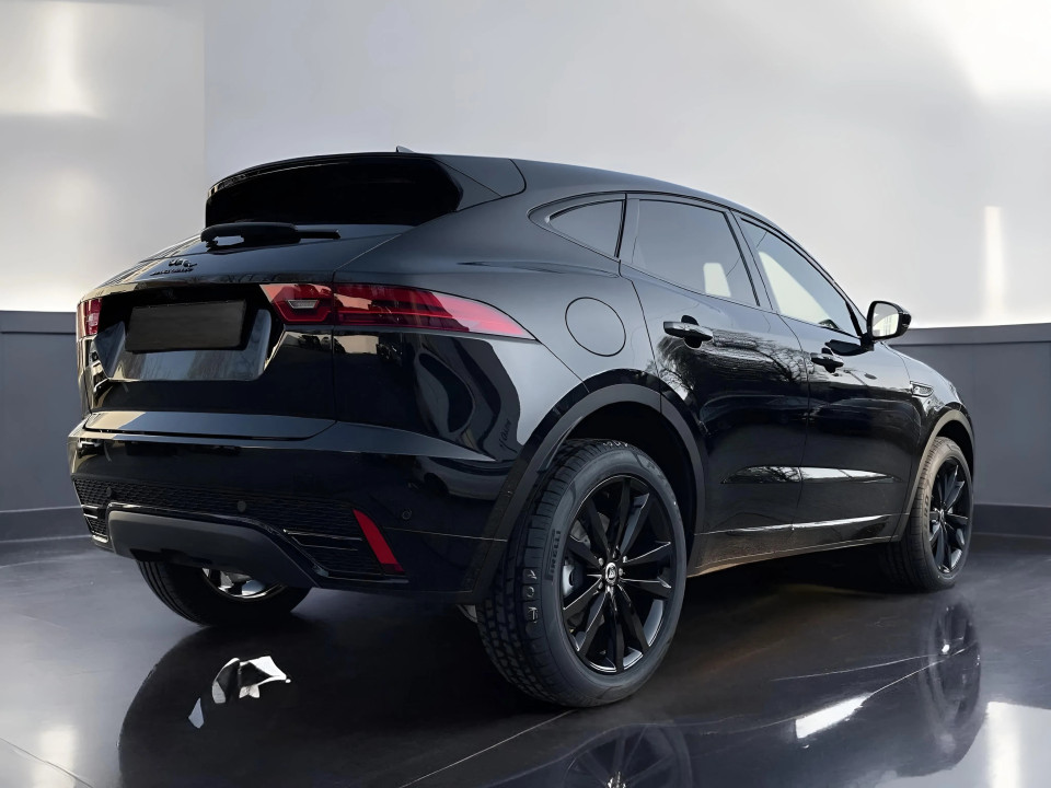 Jaguar E-Pace P300e AWD R-Dynamic (4)