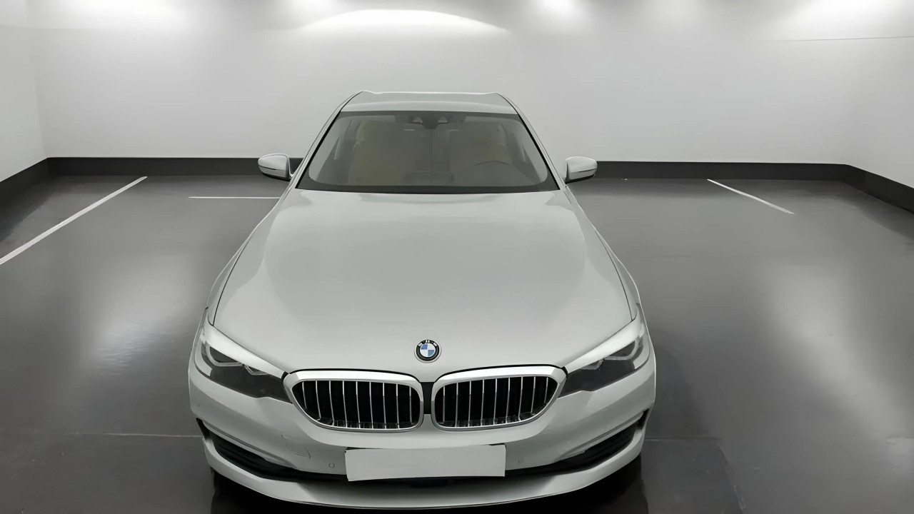 BMW Seria 5 520d sDrive - foto 7