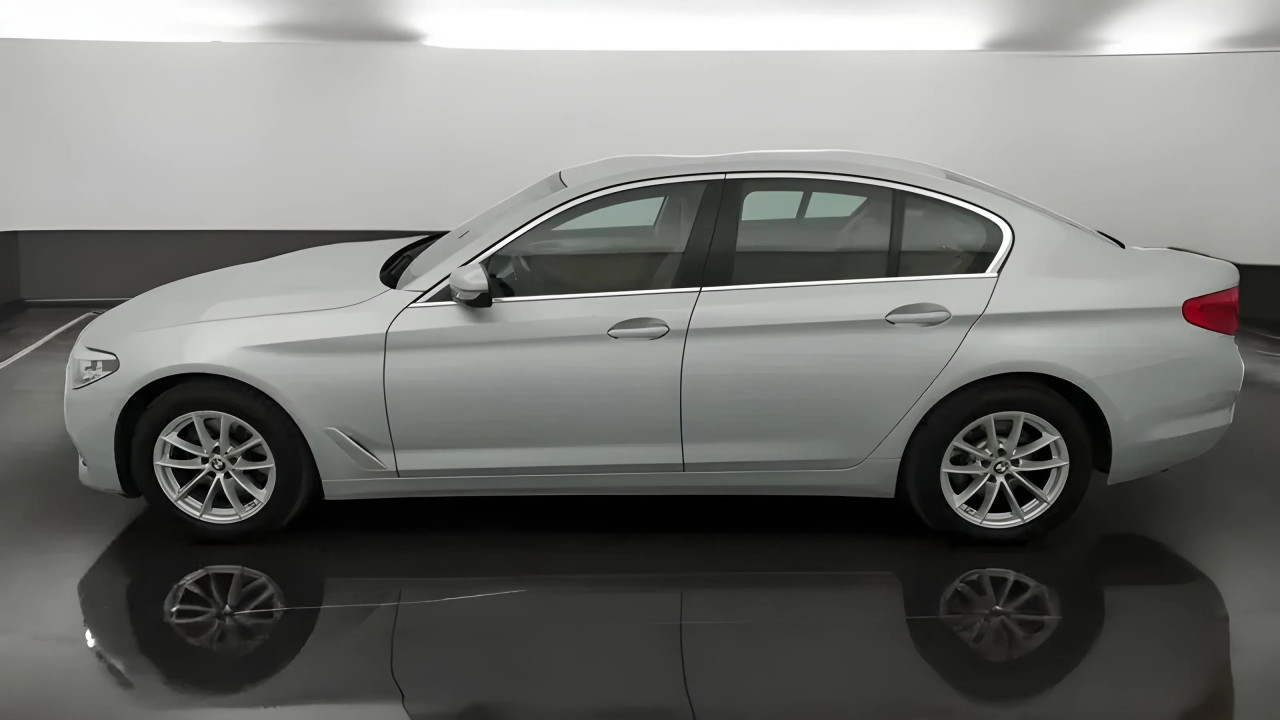 BMW Seria 5 520d sDrive (4)