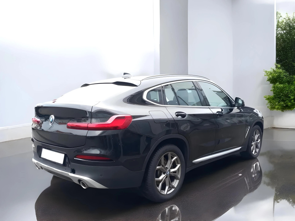 BMW X4 xDrive20d xLine (2)