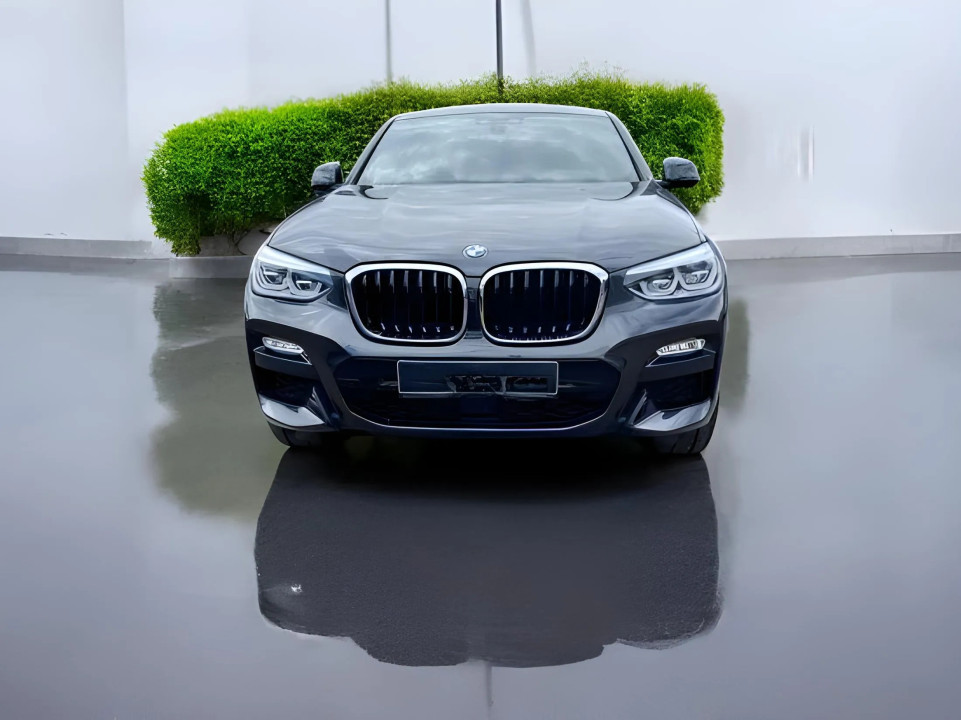 BMW X4 xDrive20d M-Sport (2)