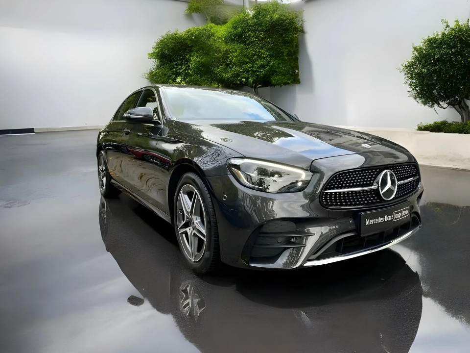 Mercedes-Benz E 220d 4MATIC AMG Line