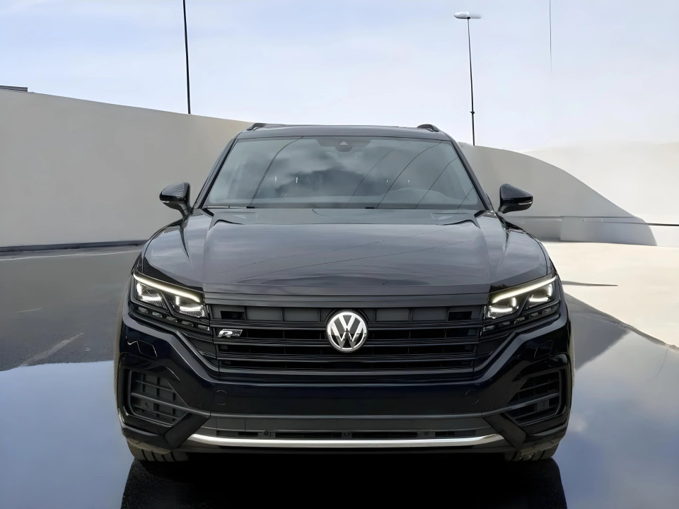 Volkswagen Touareg 3.0TDI 4Motion DSG R-LINE (2)