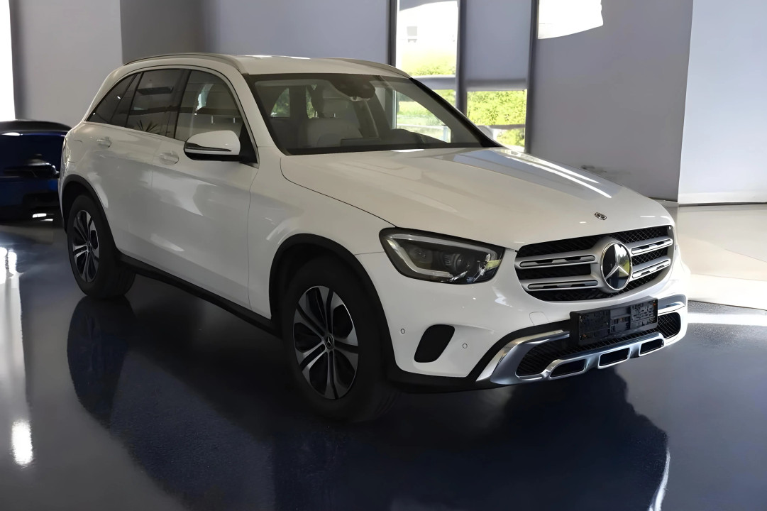 Mercedes-Benz GLC 220 d 4Matic (1)