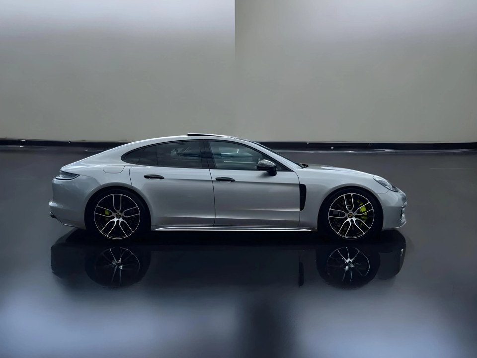 Porsche Panamera 4S E-Hybrid (2)