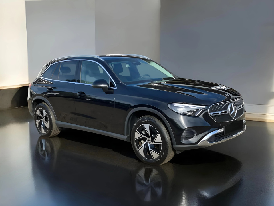 Mercedes-Benz GLC 300 e 4MATIC (3)