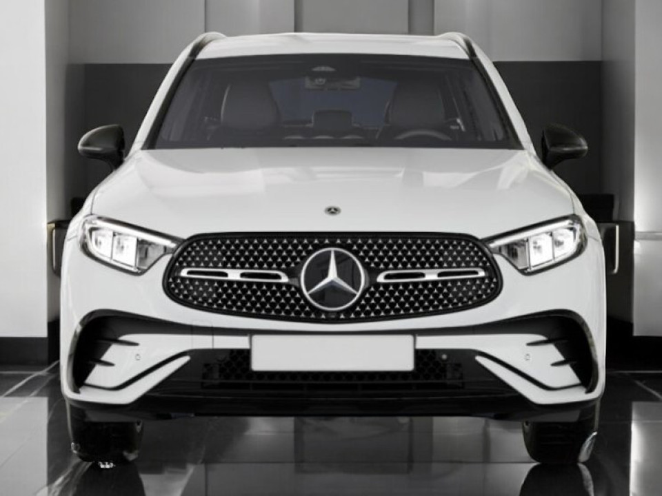 Mercedes-Benz GLC 300 de 4Matic AMG Line (3)