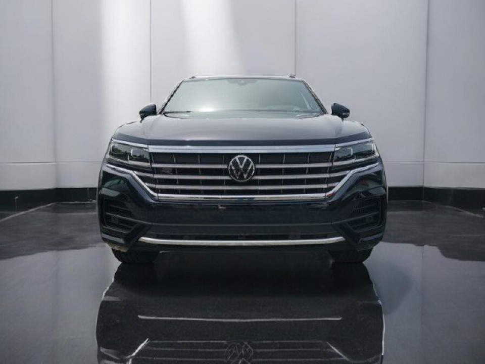 Volkswagen Touareg 3.0 TSI R-Line - foto 6