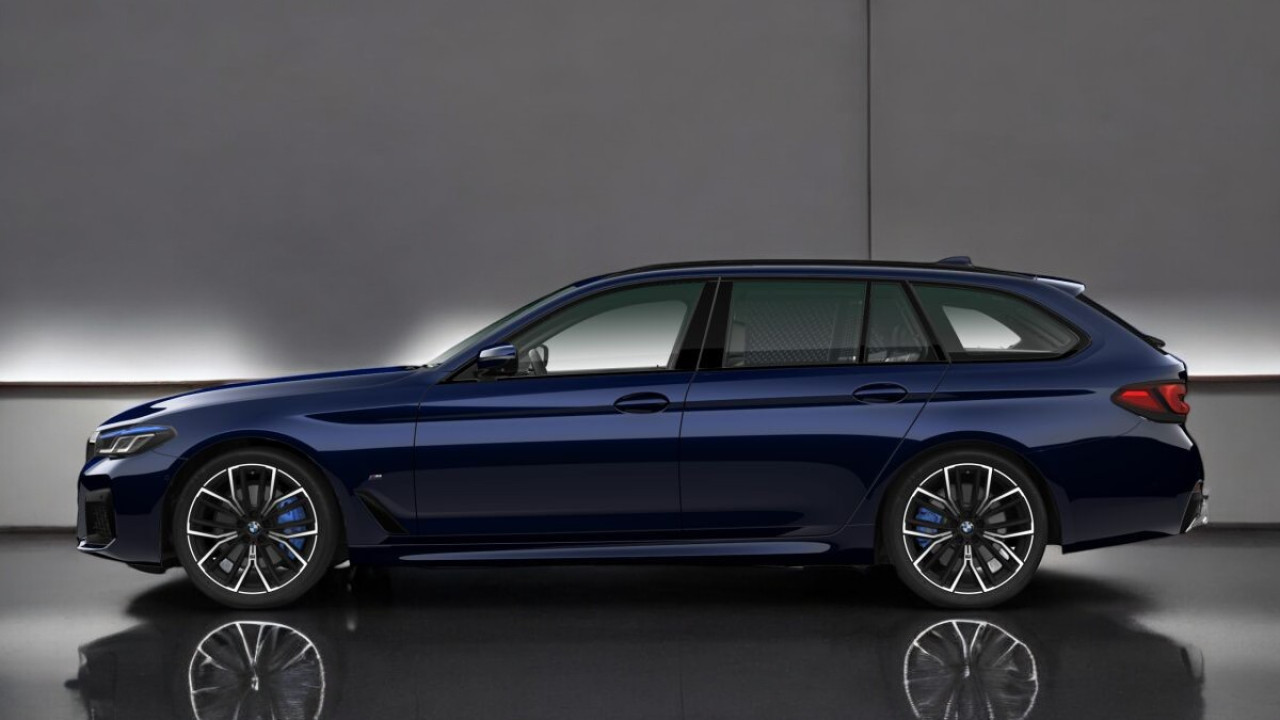 BMW Seria 5 540d xDrive Touring M-Sport (5)