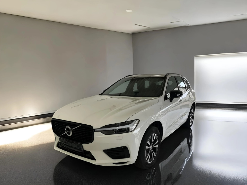 Volvo XC 60 Momentum Allrad Hybrid (1)