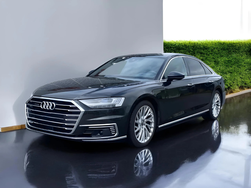 Audi A8 60 TFSI e quattro tiptronic (3)