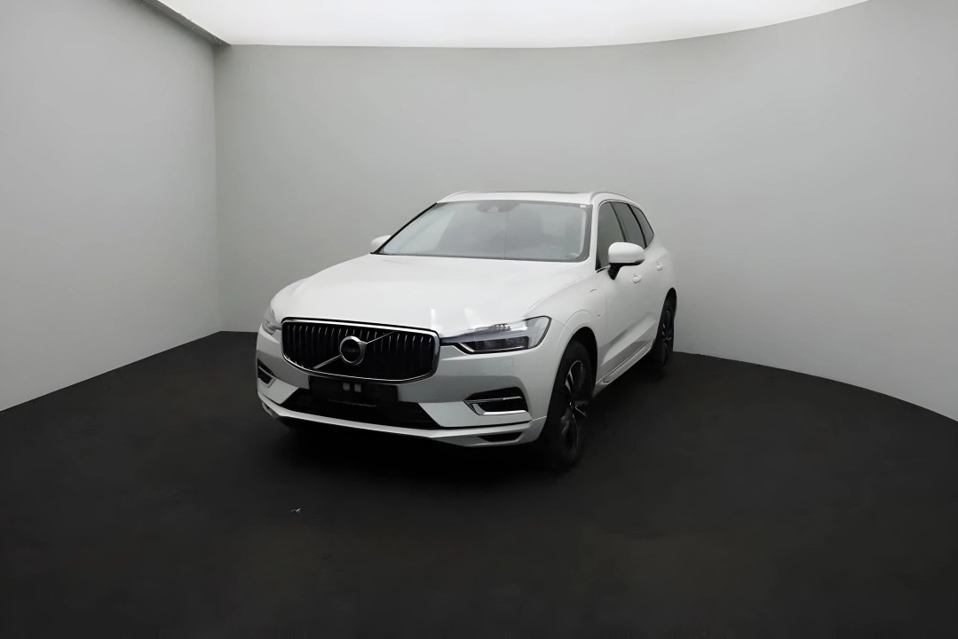 Volvo XC 60 T8 AWD Inscription (1)