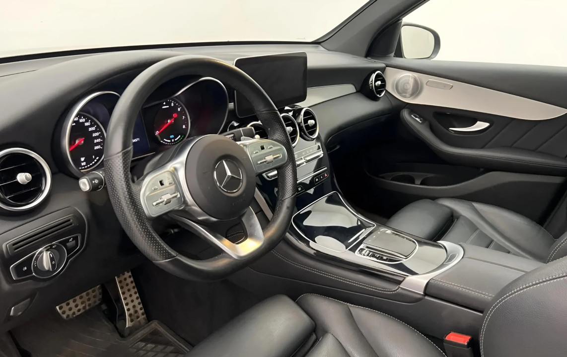 Mercedes-Benz GLC SUV 300e 4MATIC AMG Line - foto 9