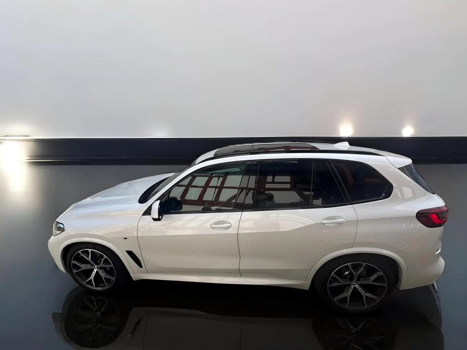 BMW X5 xDrive30d M-Sport - foto 9