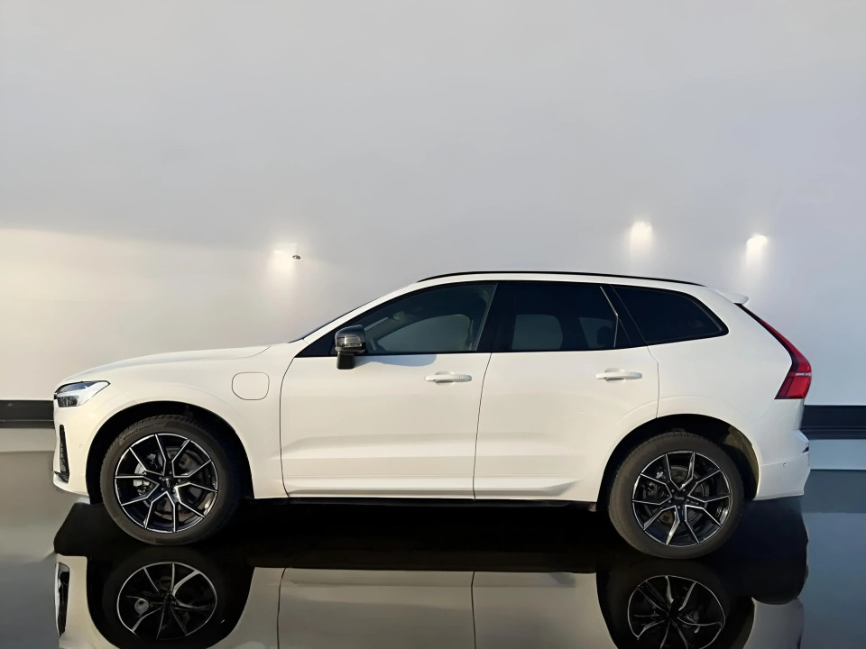 Volvo XC 60 Recharge T8 AWD Ultimate Dark - foto 6