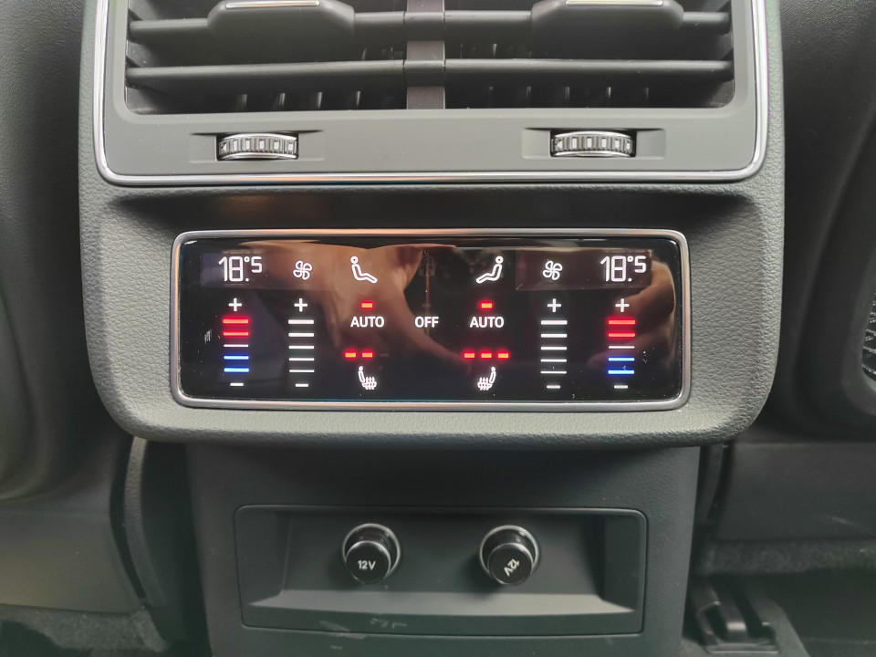 Audi Q8 50 TDI V6 (286 CP) quattro MHEV Tiptronic - foto 25