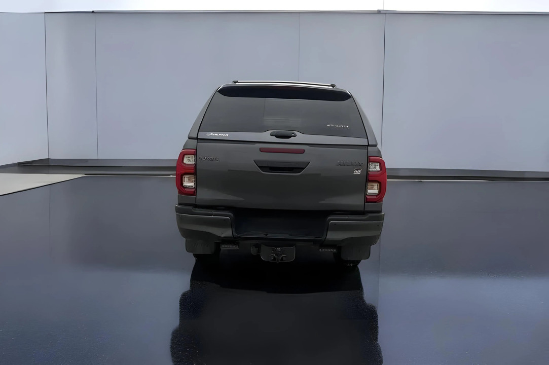 Toyota Hilux GR-Sport 2.8D Double Cab (4)