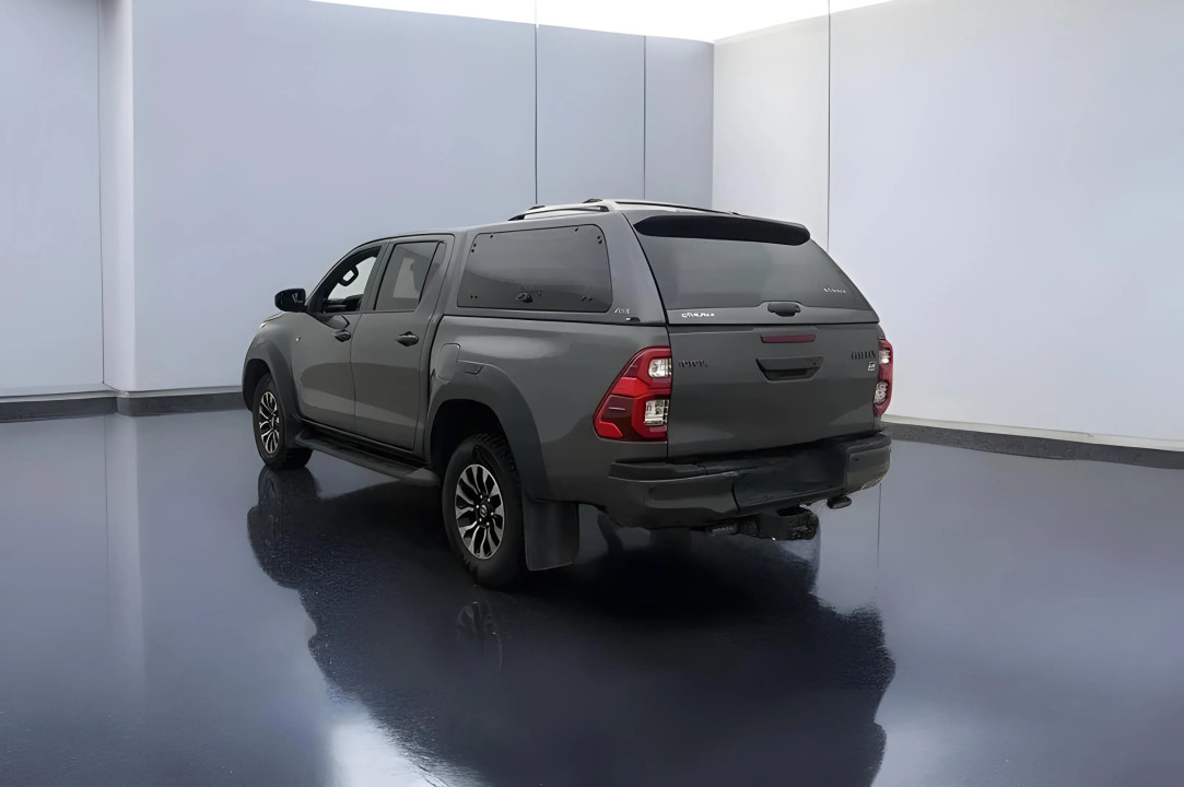 Toyota Hilux GR-Sport 2.8D Double Cab (5)