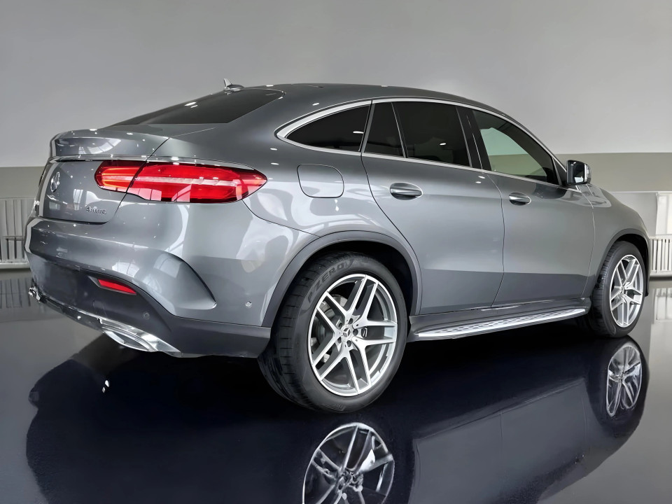 Mercedes-Benz GLE Coupe 350d 4MATIC AMG Line (5)