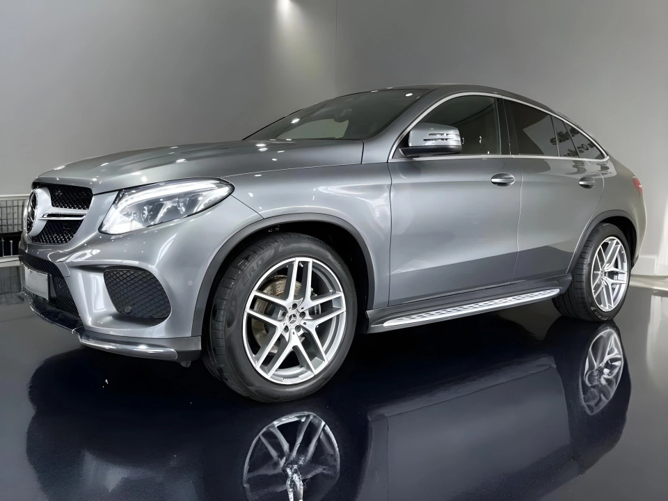 Mercedes-Benz GLE Coupe 350d 4MATIC AMG Line (2)