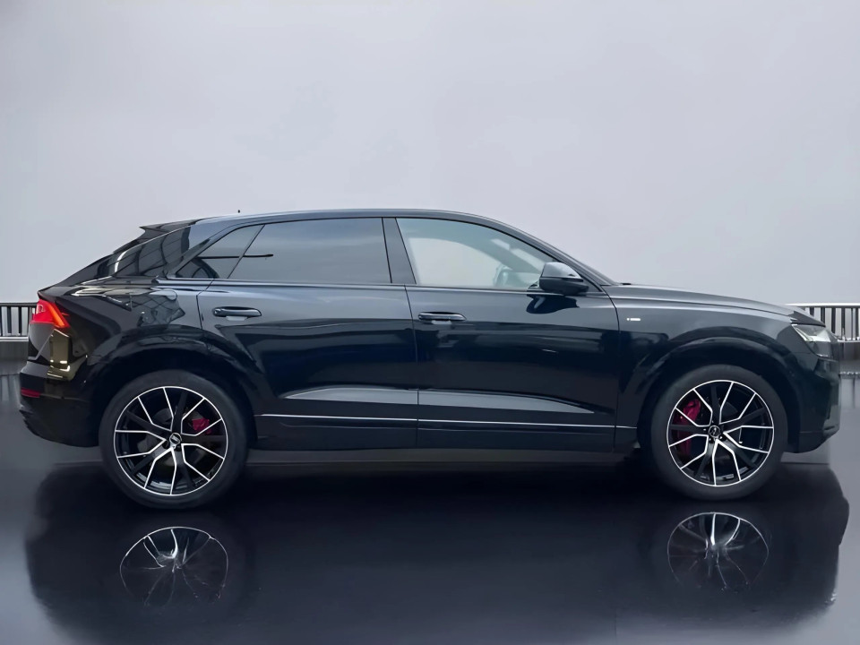 Audi Q8 50TDI Quattro S-tronic (2)