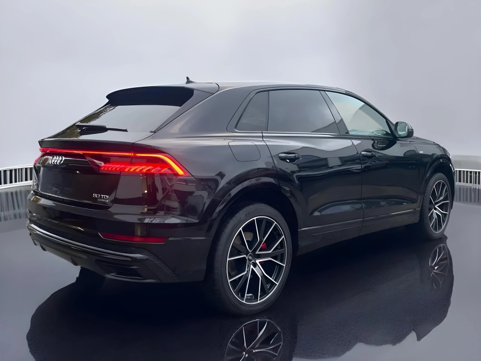 Audi Q8 SUV 50TDI Quattro Tiptronic (3)