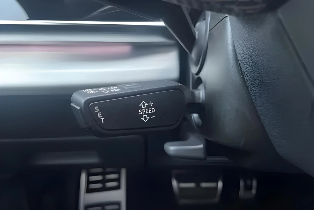 Audi Q8 SUV 50TDI Quattro Tiptronic (5)