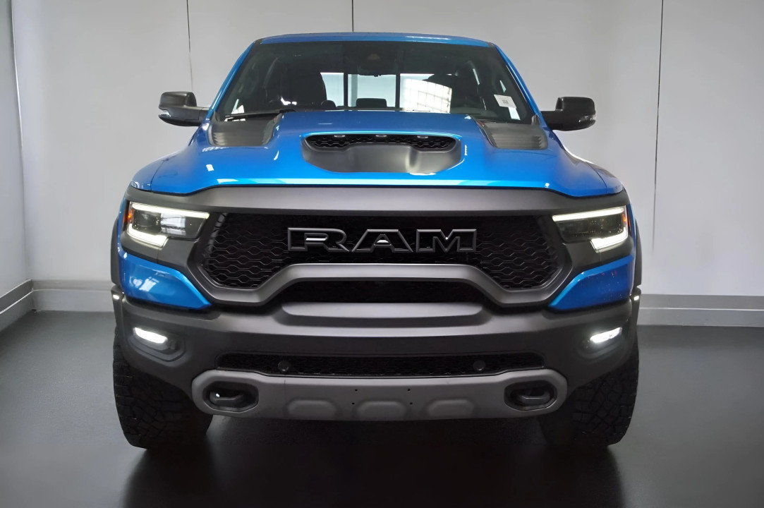 Dodge RAM TRX (2)