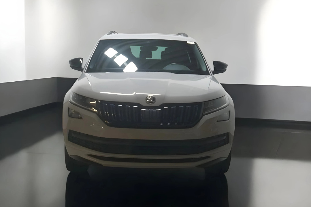 Skoda Kodiaq 2.0TSI 4x4 DSG Sportline (2)