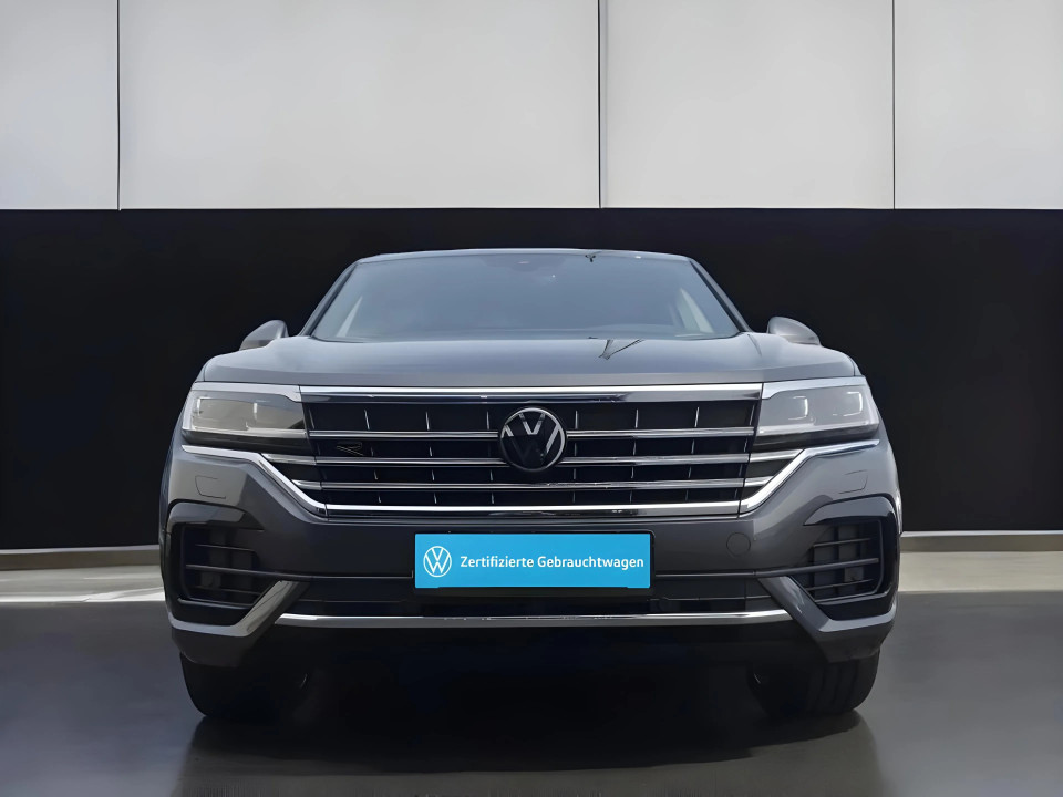 Volkswagen Touareg 3.0 V6 TDI R-Line (2)