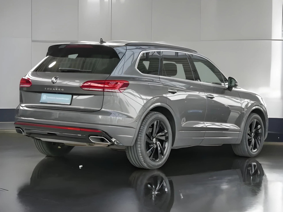 Volkswagen Touareg 3.0 V6 TDI R-Line (2)