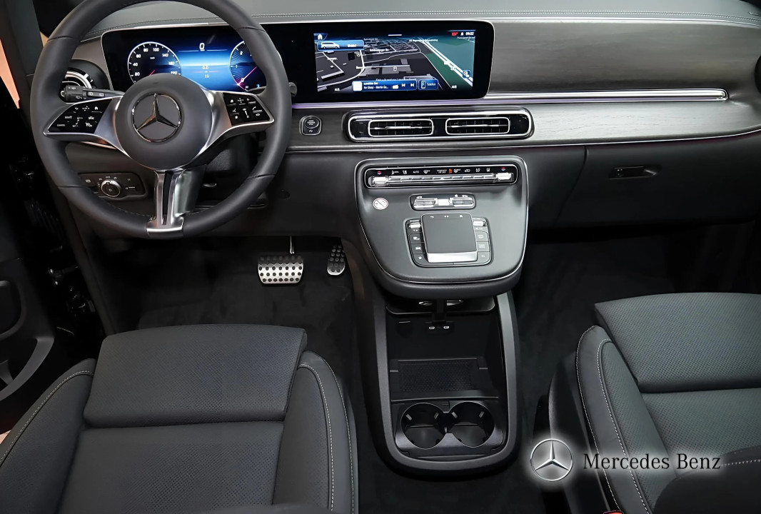 Mercedes-Benz V 300d 4MATIC Long Avantgarde AMG Line (4)