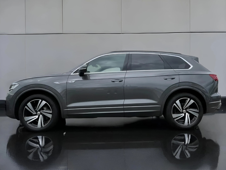 Volkswagen Touareg 3.0 TDI V6 R-Line (5)