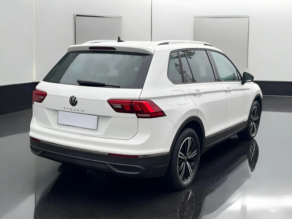 Volkswagen Tiguan 2.0 TDI DSG UNITED (3)