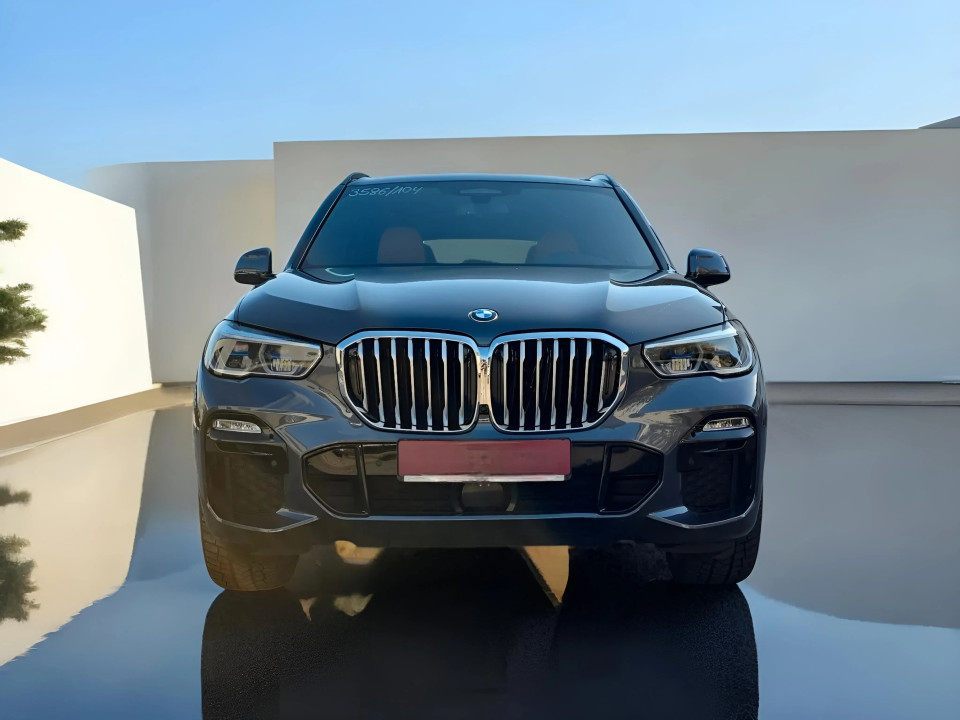 BMW X5 xDrive40d M-Sport (2)