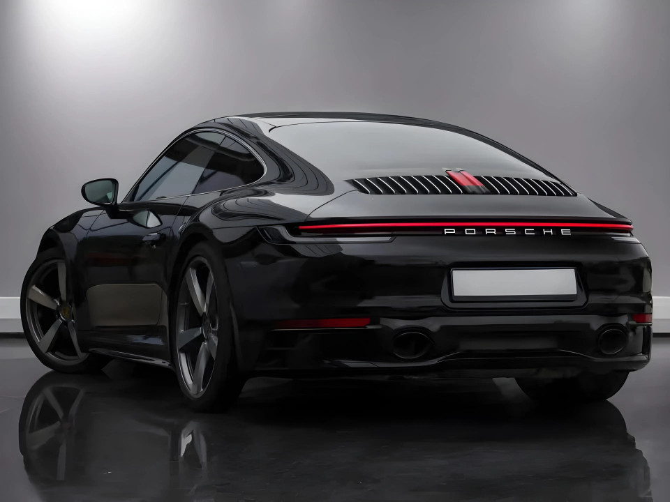 Porsche 911 Carrera 4S (992 I) (5)