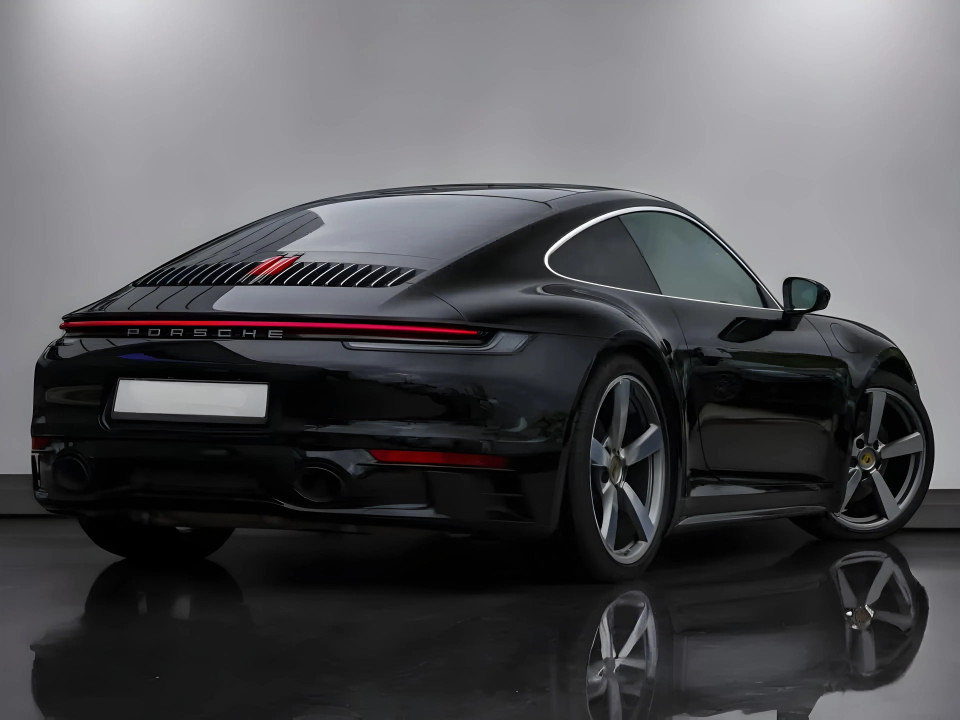 Porsche 911 Carrera 4S (992 I) (3)