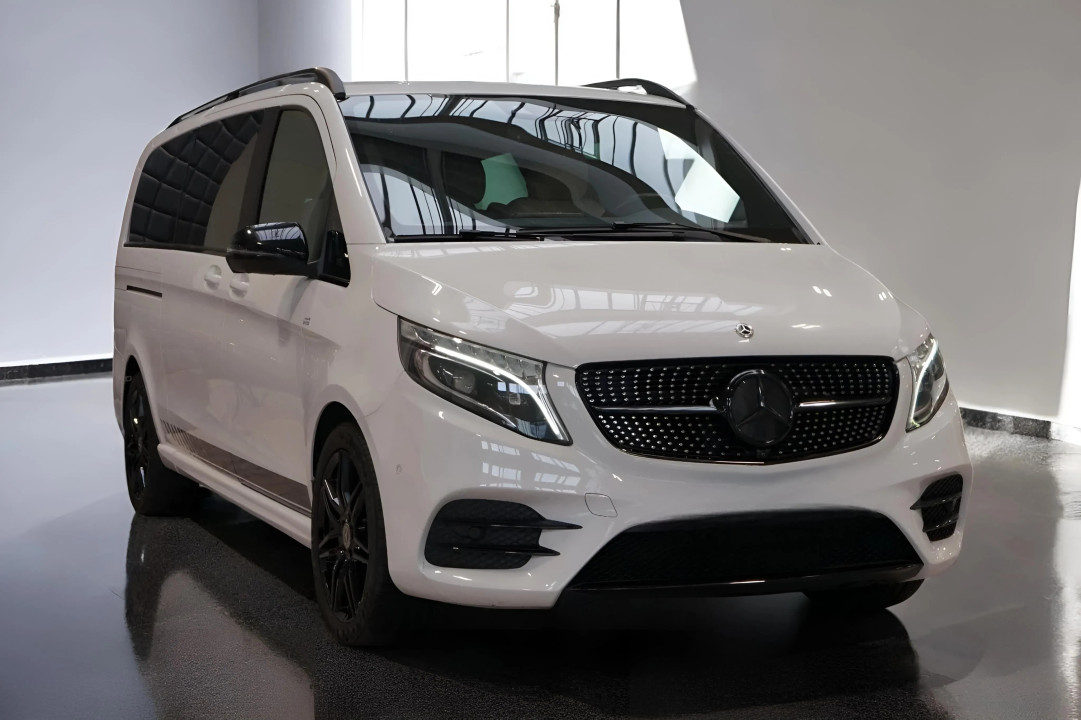 Mercedes-Benz V 300d 4MATIC AMG Line (3)