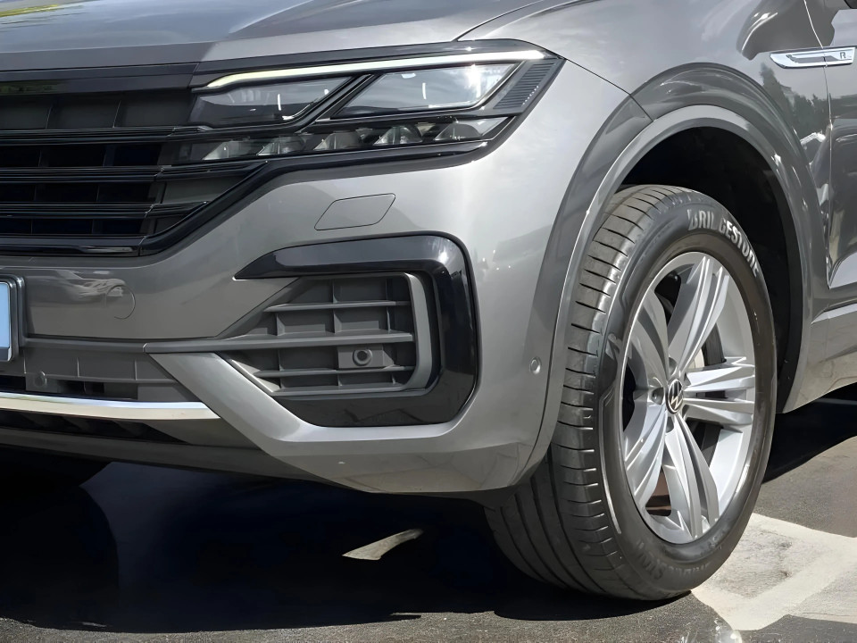 Volkswagen Touareg V6 TDI R-Line - foto 12