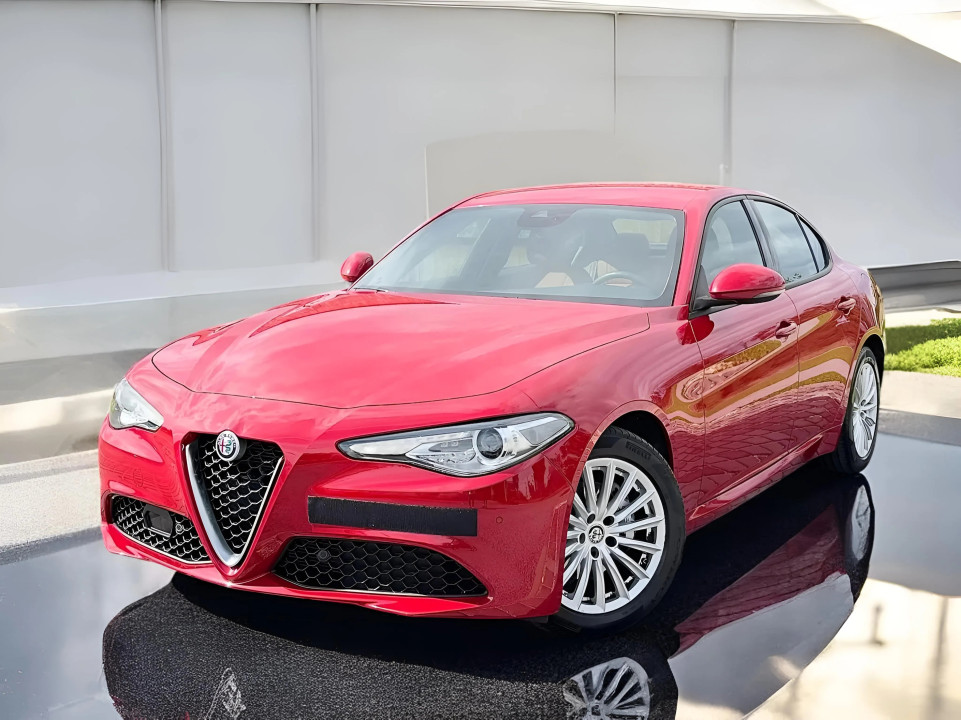 Alfa Romeo Giulia 2.0 Turbo (4)