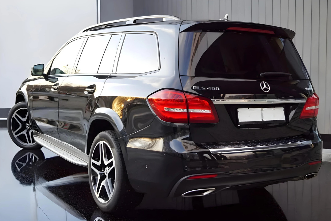 Mercedes-Benz GLS 400 4Matic (3)